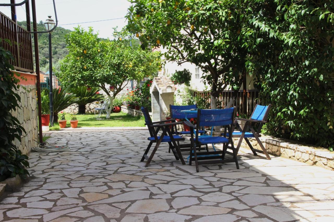 Villa Dimitra Nikiana Exterior photo